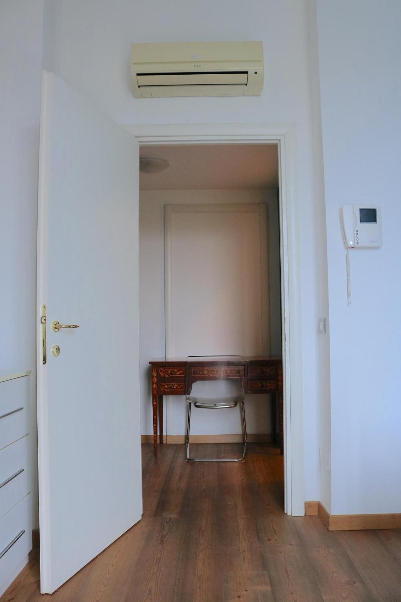 Lovely Navigli Studio With Balcony - Via Carlo Torre Μιλάνο Εξωτερικό φωτογραφία