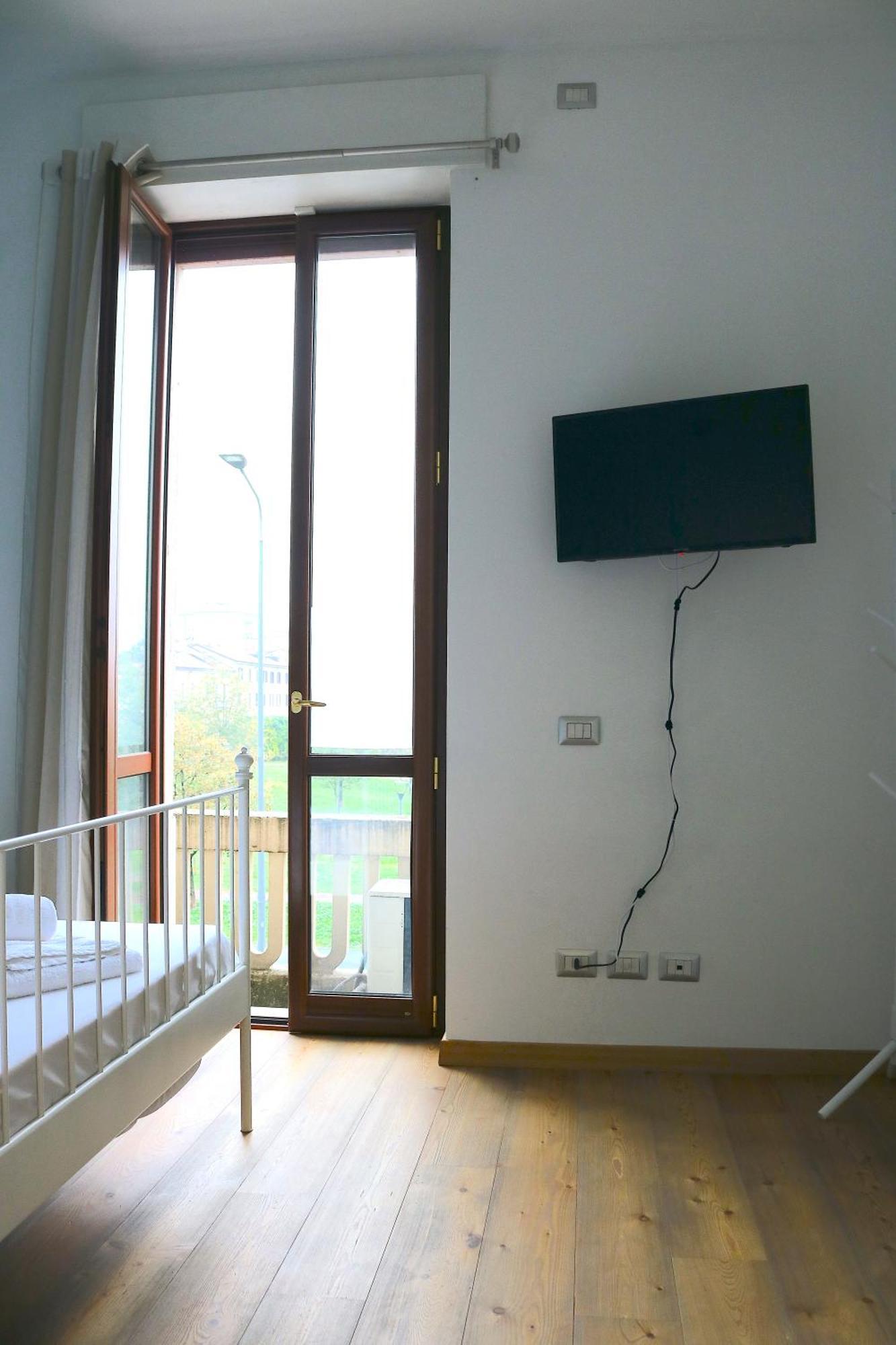 Lovely Navigli Studio With Balcony - Via Carlo Torre Μιλάνο Εξωτερικό φωτογραφία